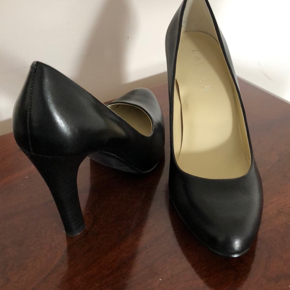 LAUREN RALPH LAUREN  black heels